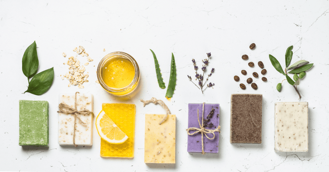 איך מכינים סבון טבעי - הכנת סבונים: התחלנו מניסוי קטן, יצא לנו מדף שלם